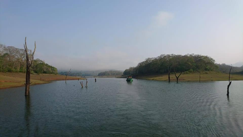 Green Leaf Home Stay Thekkady Eksteriør billede